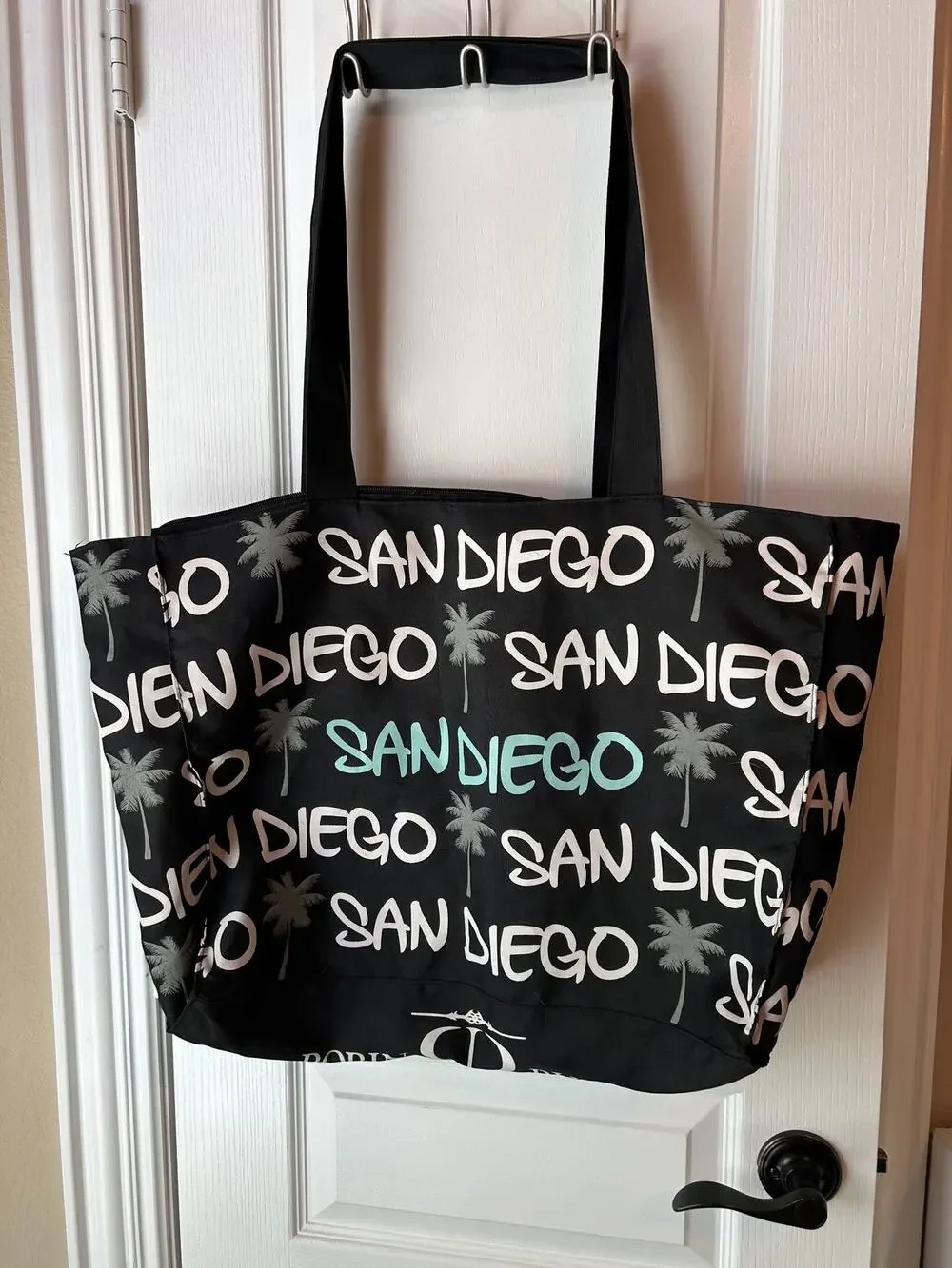 San Diego Tote Bag Like New